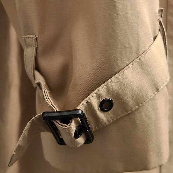 Michael Kors Rain/Trench Coat with Detachable Hood - Picture 7 of 9